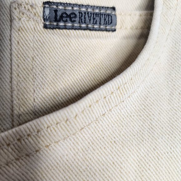 1990s Lee Riveted High Rise Vintage Mom Shorts in Light Tan Size S - Picture 3 of 8